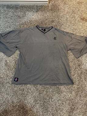 Vintage 1996 Grateful Dead Dancing Bear Embroidered V-Neck Pullover Shirt